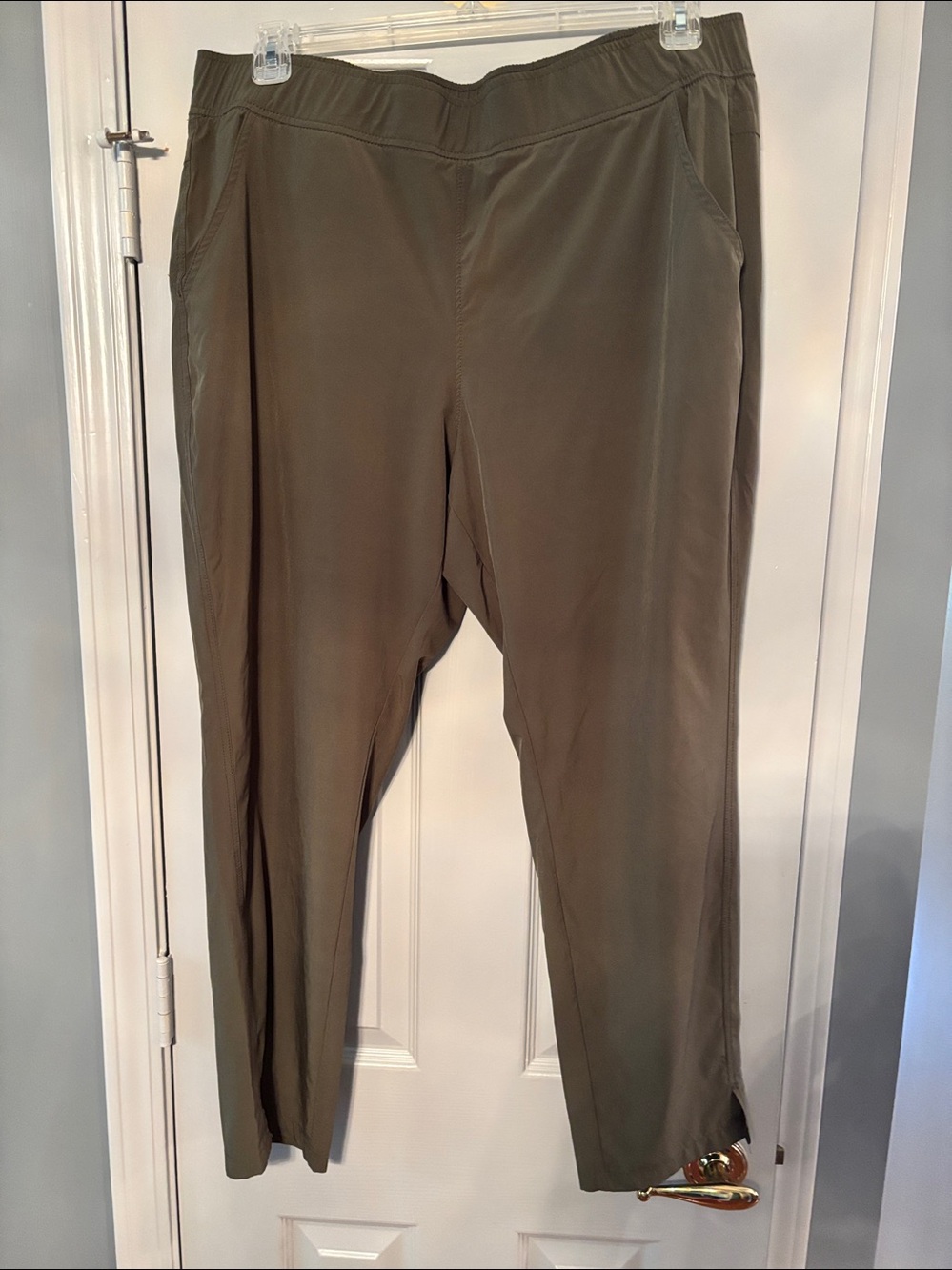 Eddie Bauer Olive Green Elastic Waist Casual Pull-On Joggers